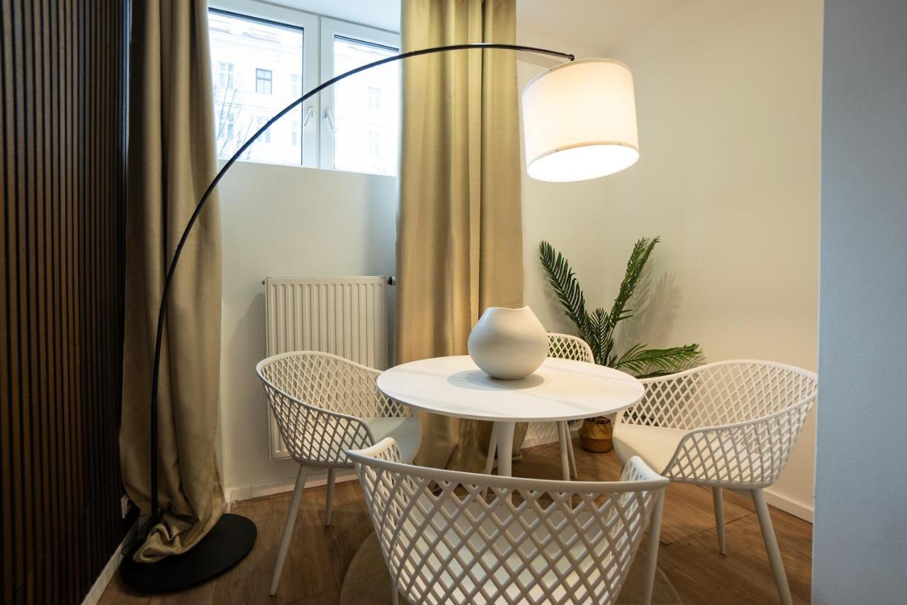 Stylish Apartment With Dedicated Working Space And Super King-Size Bed Located Between City Centre And Donau River Wiedeń Zewnętrze zdjęcie